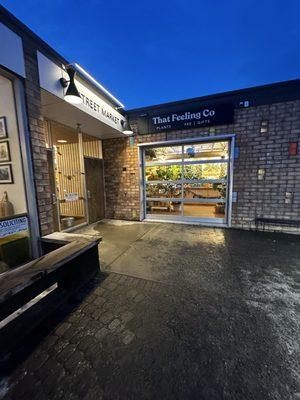 That Feeling Co / K st