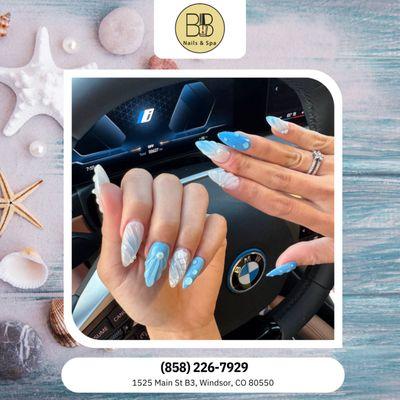 Blue beach theme with gel shells, waves, and drops -- a dreamy ocean escape in fall. Treat yourself today!