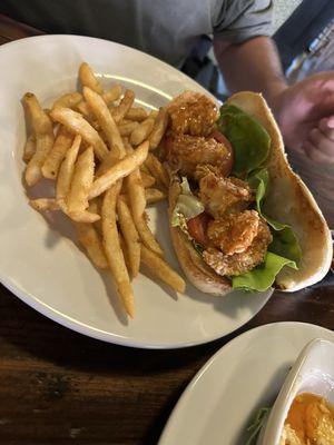 Shrimp Po Boy - so good!