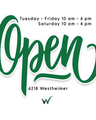 Our Luxury Experts await to assist you!