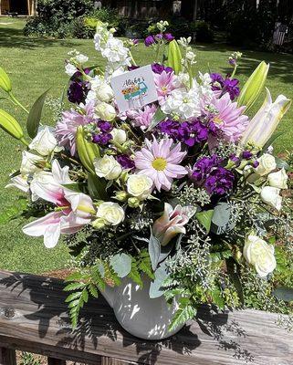 Alisha’s Flower Cinsations