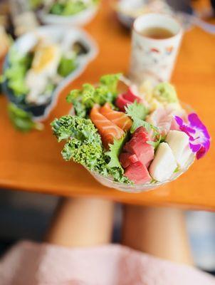 Sashimi Lunch, Triple Color Roll, Kiss of Fire Roll