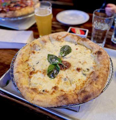 Blu Pizza - very different from last time