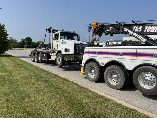 T&S Towing & Recovery