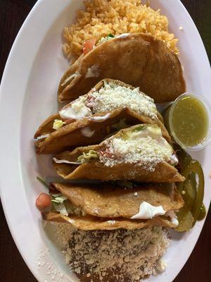 4 crunchy tacos yummy