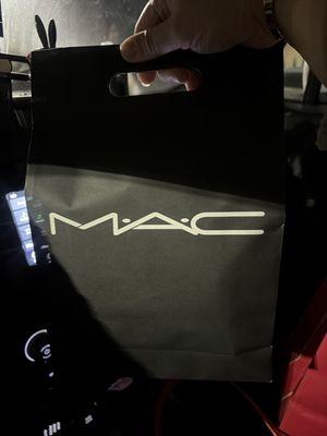 Make up plus free make up pouch