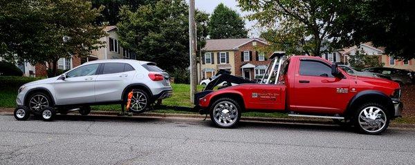 Hooked On You Towing