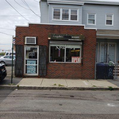 Angelos Unisex Salon