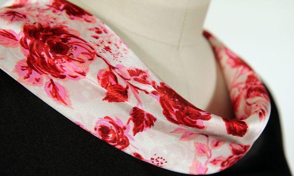 Luba Dress Black Scull Collar