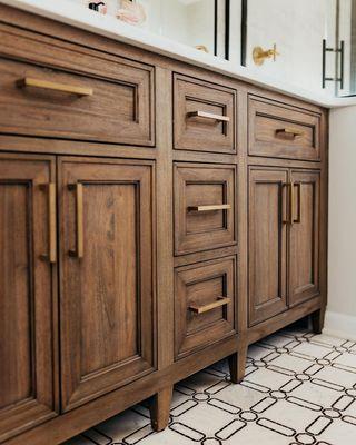 Willow Bath and Vanity