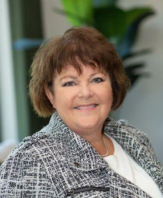 Kim Brozovich - Boutique Home/Real