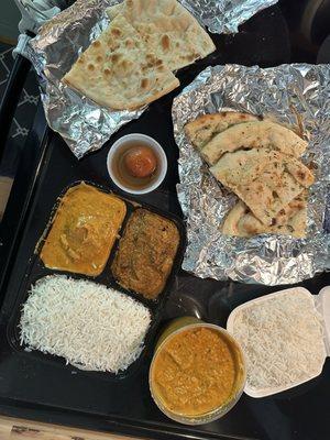 Non-Veg Combo - Lunch, 3. Garlic Naan, 2. Chicken Tikka Masala