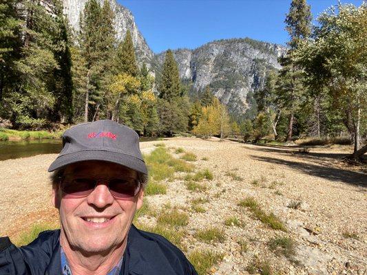 Wally Hughes - RE/MAX Commonwealth