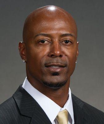 Farmers Insurance - Patrick Crayton