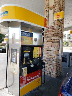 Post office, hard liquor, snacks, food, lottery kiosks, accessories...Only in AZ...but gas is just as high as California.