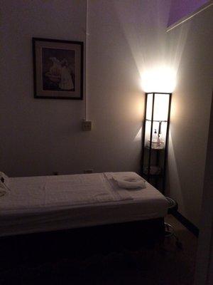 Chinese pressure massage