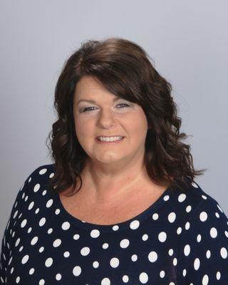 Broker/Owner Julie Schnepp