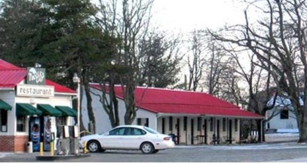 Tuggles Gap Roadside Inn