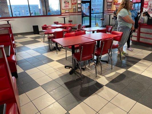 Freddy's Frozen Custard & Steakburgers