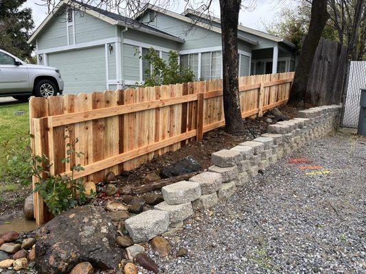 3' tall cedar 1"x 6" dog ear board