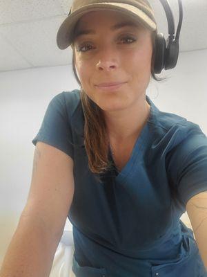 Welcome to ÄRK Massage! My name is Ashlee and I will be your therapist. Your comfort, health & wellness is at the forefront of my actions.