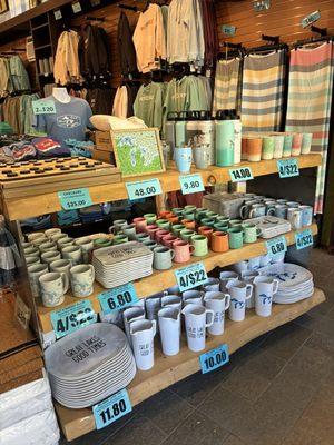 Momentum Outfitters - Petoskey