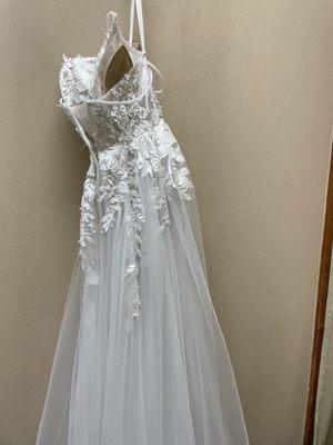 Elegancia Bridal and Formal