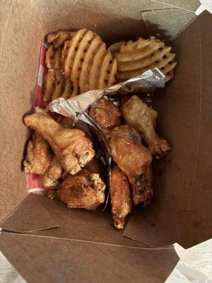 Atomic Wings Fridley