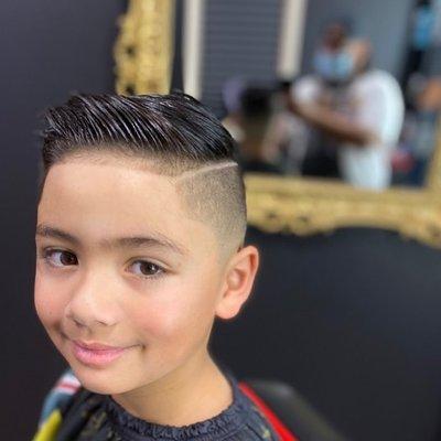 Caviar Lux Barber Spa