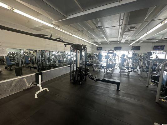 This place is great for a small gym, all the nesissities for any workout.