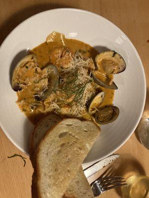 Mad Minnow Bar & Kitchen