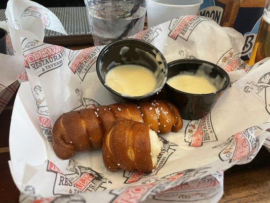 These Bavarian Pretzels were AMAZING! We ended up ordering 3 of those! Highly recommend 