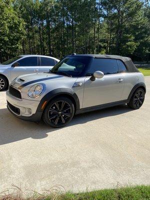 Zach did an awesome job with my wheels. Highly recommend!