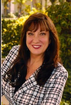 Michele Downey RN LMFT