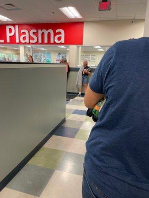 Line wrapping around entire store