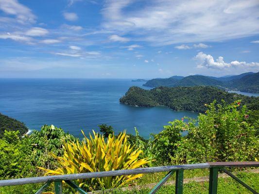 Loflyn Travel Services