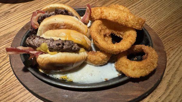 Applebee's Grill + Bar