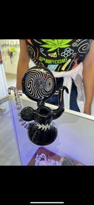 Straight Pipes & Vapes