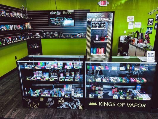 Kings of Vapor and Smoke