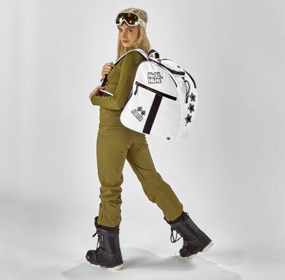 manufactures functional bags. They needed lifestyle product photography.