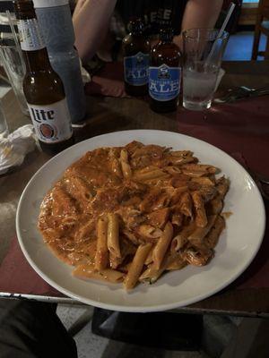 Penne with Chicken and Vodka Sauce