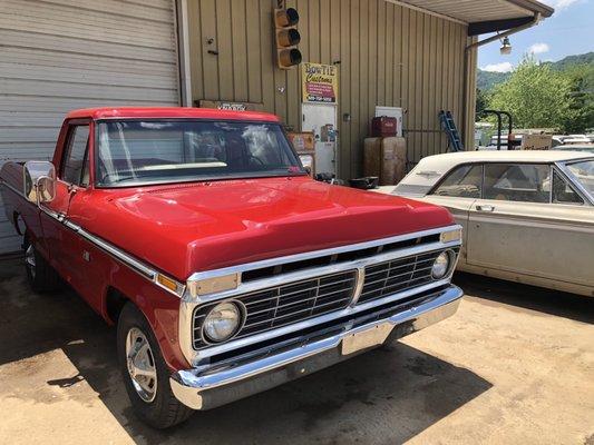 Bowtie Rods & Customs