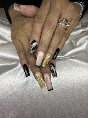 Nails by Nikki