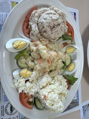 Tuna salad platter