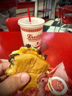 Freddy's Frozen Custard & Steakburgers