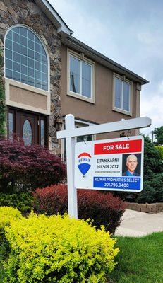 RE/MAX Properties Select