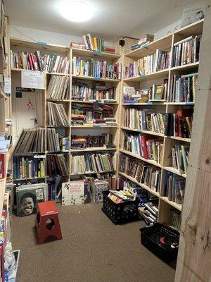 Consider The Lilies Thrift Shop