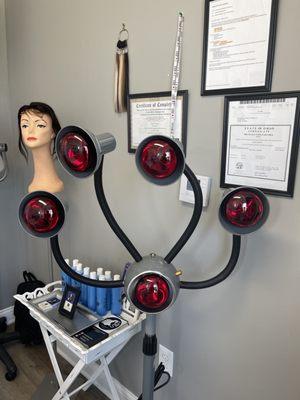 RED LIGHT THERAPY LAB.