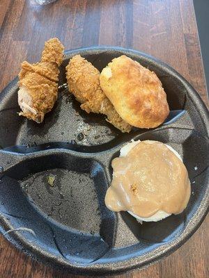 2 piece chicken dinner minus her green beans