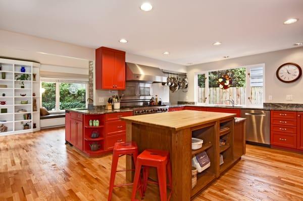 Natalia von Somoff - Skyline Properties